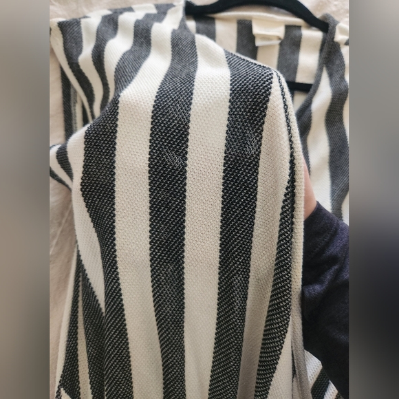 Caution to the Wind by Anthropologie - Picture 5 of 6